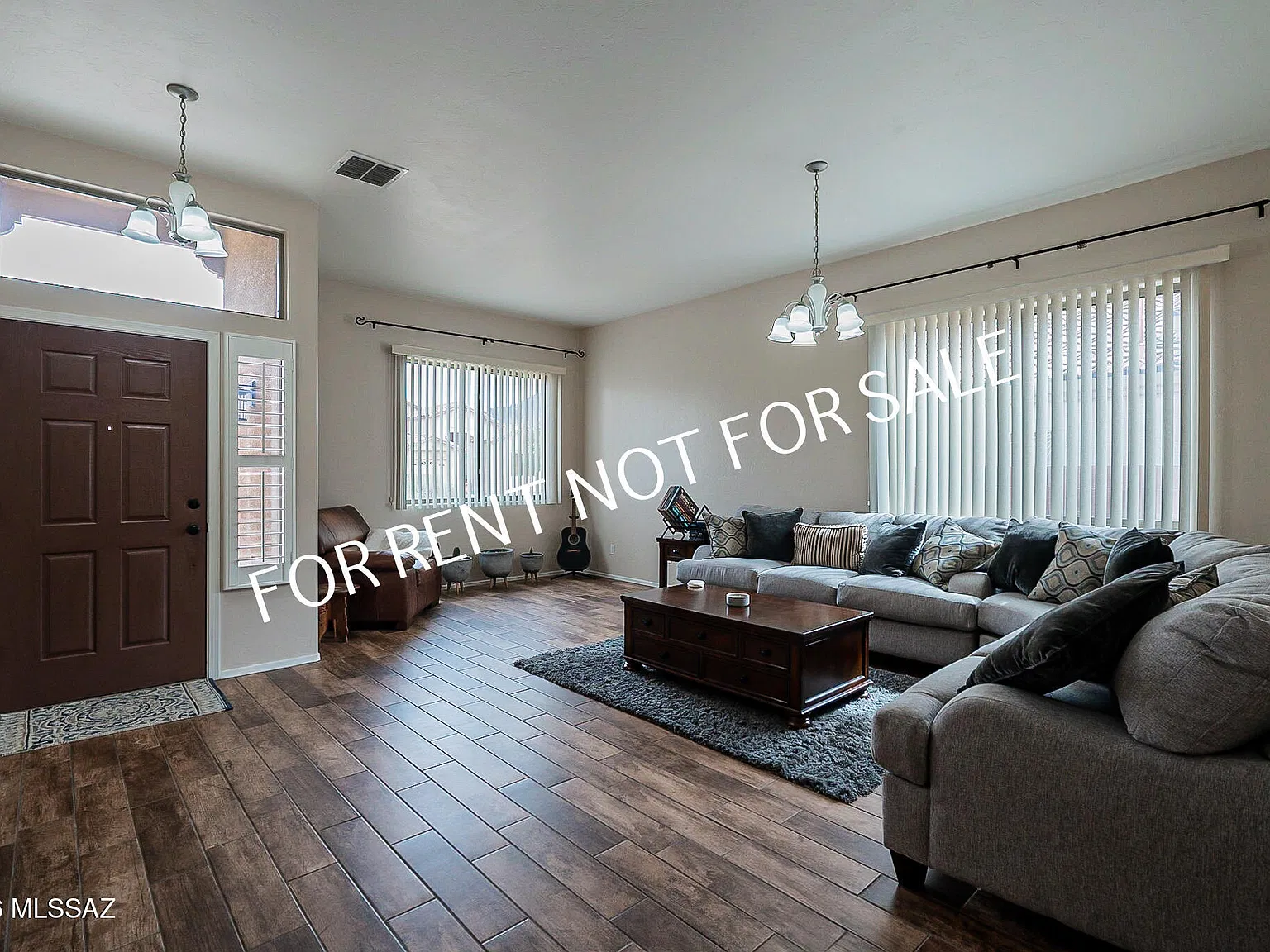3 bed, 2.0 bath, 2086 sqft, $2,199 — Photo 3