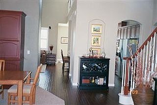 3rd image of 5668 Suttermill Dr