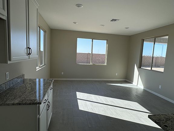 5th image of 7639 E 36th Ln