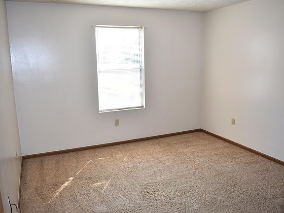 5th image of 266 McCullough St #7