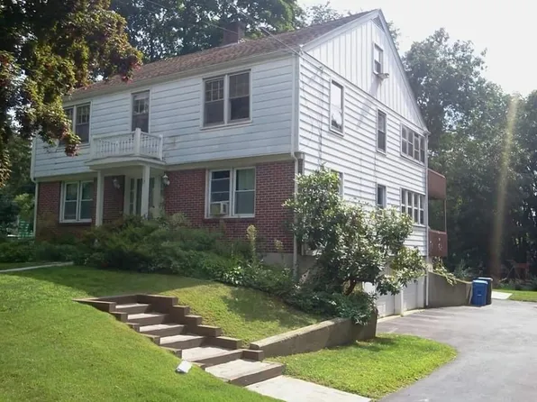 17 Stearns St Floor 2, Danielson, CT 06239