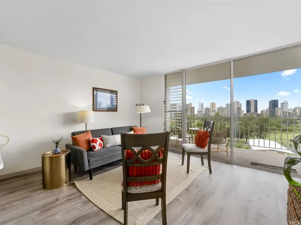 737 Olokele Ave APT 703, Honolulu, HI 96816