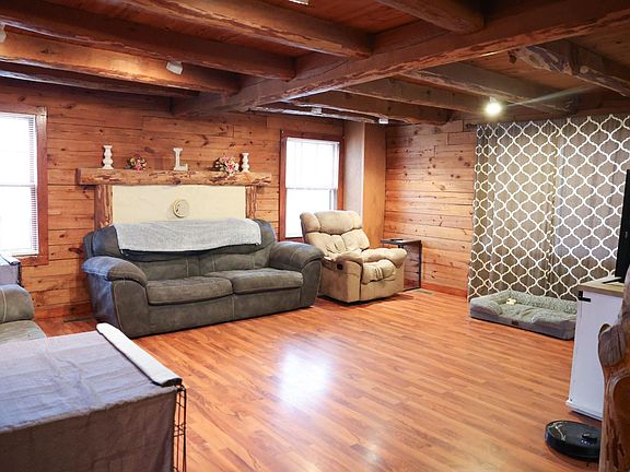 4th image of 663 Long Hole Rd