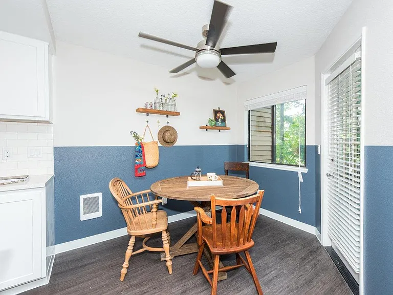 Townhomes with a View — Photo 7