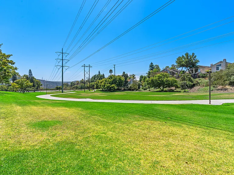 4626 Tarantella Ln — Photo 34