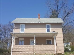 1616 Orchard St, Coshocton, OH