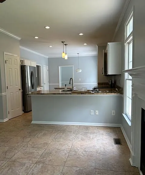 110 Noritake Dr — Photo 4