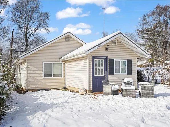 1902 S Overton Ave, Independence, MO 64052