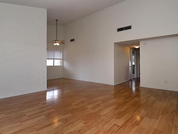5th image of 814 S Langley Ave Unit 204