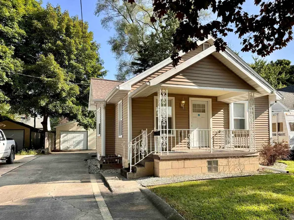 2612 Blake St, Saginaw, MI 48602