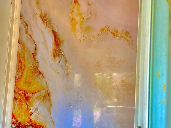 4th image of 18660 Strathmoor St