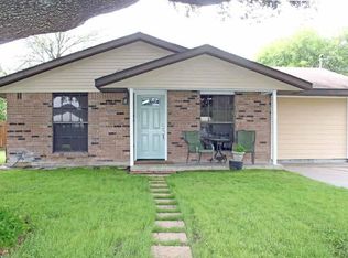 1305 Center St, Lockhart, TX 78644