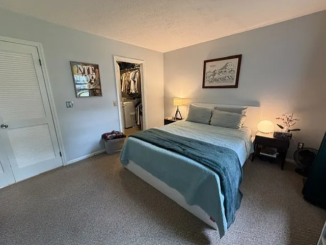 33 Charleston Ave — Photo 12