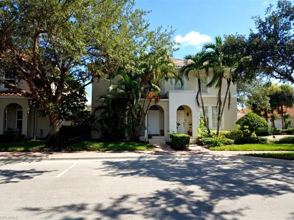 6112 Towncenter CIR, NAPLES, FL 34119