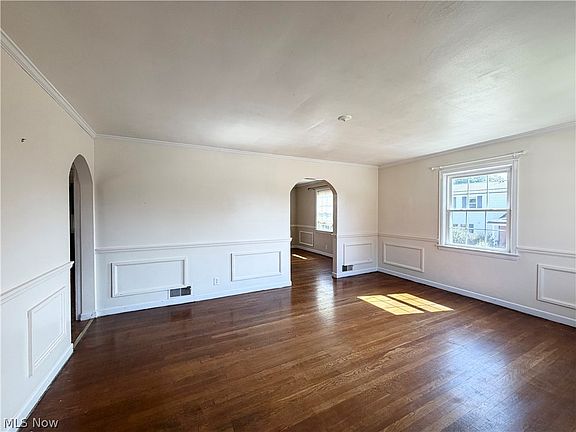 5th image of 1254 Glencairn Rd