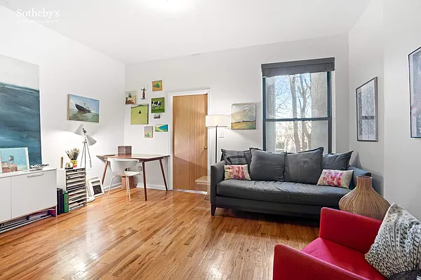 Rented by Sotheby's International Realty | media 7