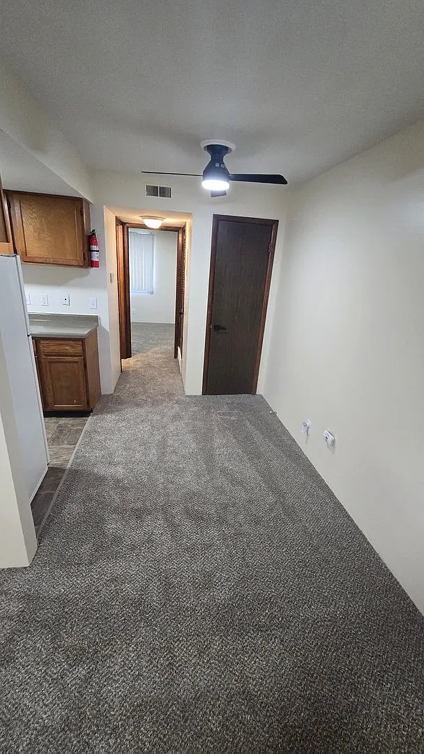 1900 E Street Apartments — Photo 4