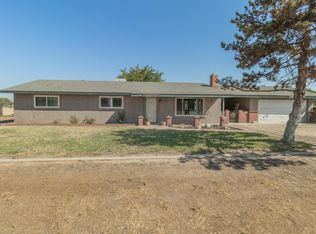 12170 E Shields Ave, Sanger, CA 93657
