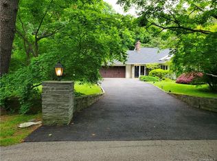 45 Fountain Rd, Briarcliff Manor, NY 10510