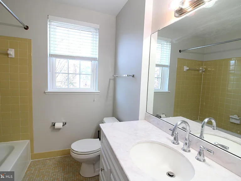 3339 S Stafford St — Photo 14