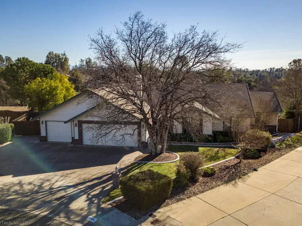 4689 Oak Glen Dr, Redding, CA 96001