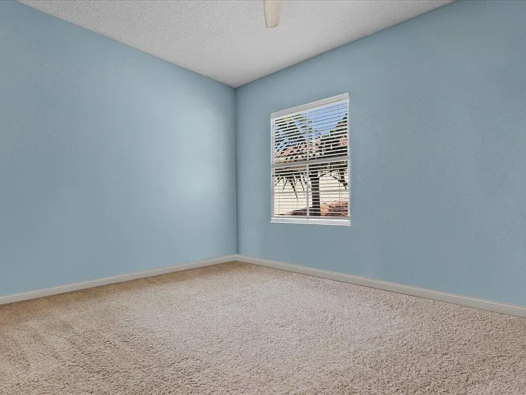 82 Stoney Dr — Photo 23