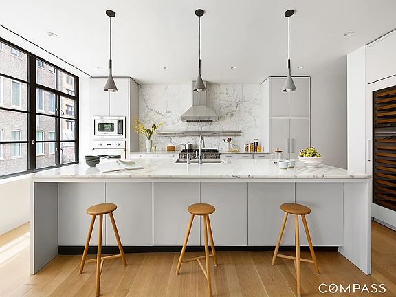 4th image of 508 W 24th St #5NS