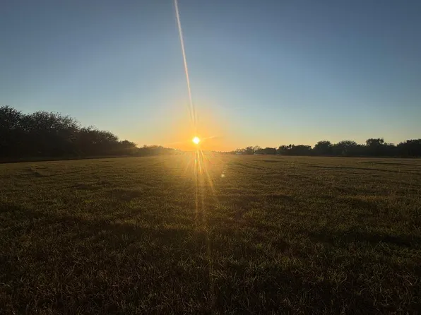 24038 N Us Highway 277, Quemado, TX 78877