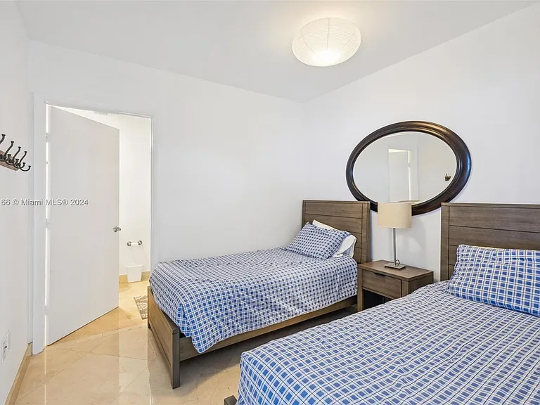 1830 S Ocean Dr #2102 — Photo 18