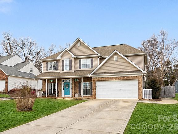 2nd image of 567 Sunledge Ter