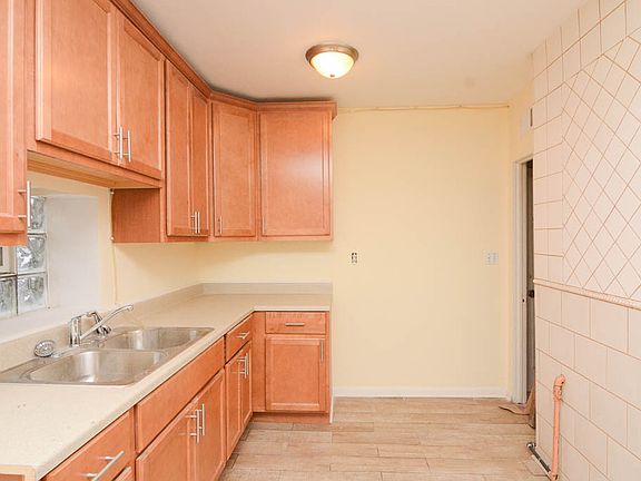 2nd image of 6969 W Grand Ave #3A