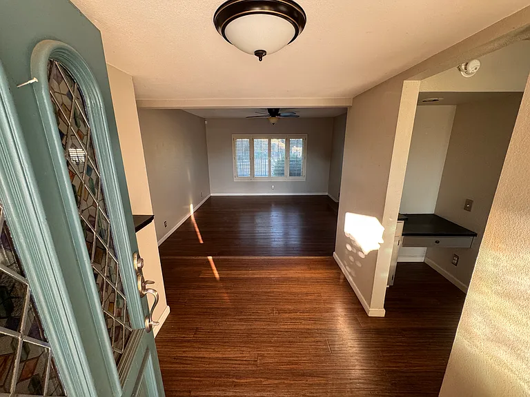 8118 Colonial Dr — Photo 5