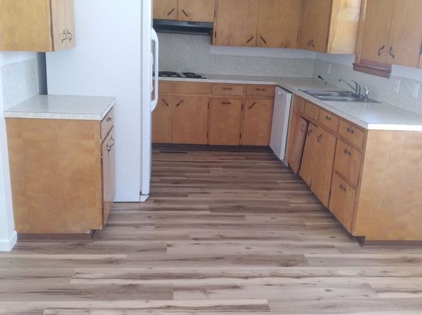 215 N Highland Terrace St