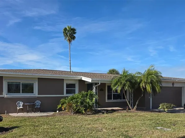 12200 4th St E, Treasure Island, FL 33706