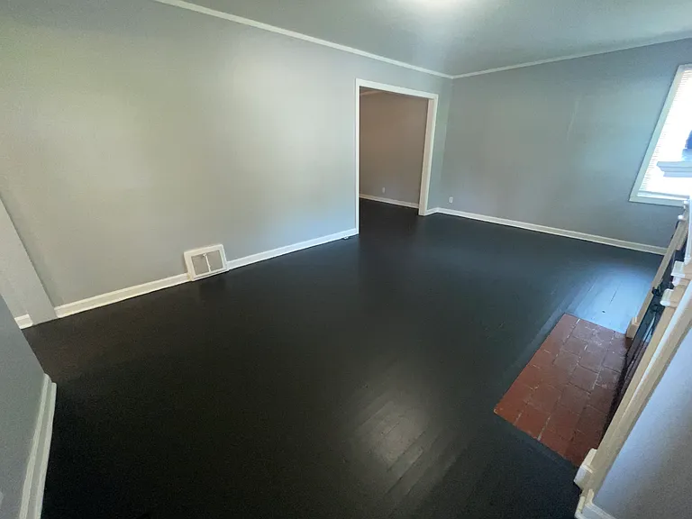 7246 Tracy Ave — Photo 4