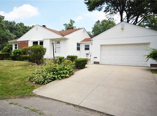 395 Kildare Dr, Akron, OH 44313