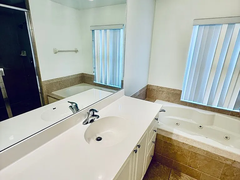 860 Vignoles Ave NE #1 — Photo 45