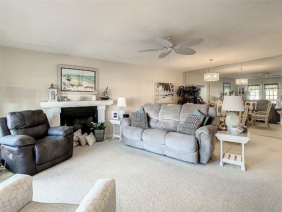 3rd image of 10500 Village Dr APT 201