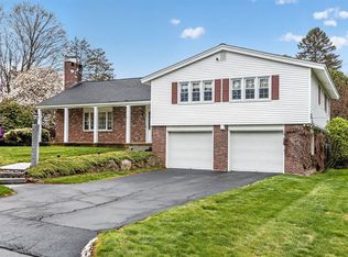 75 North Acres Road, Manchester, NH 03104