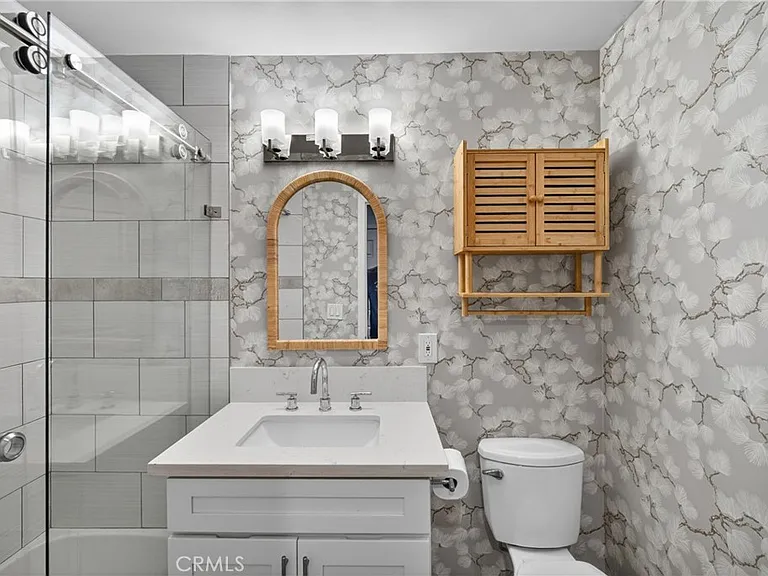 222 Arch St #6 — Photo 12