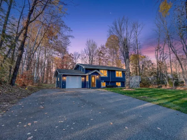33438 Chippewa Dr, Grand Rapids, MN 55744
