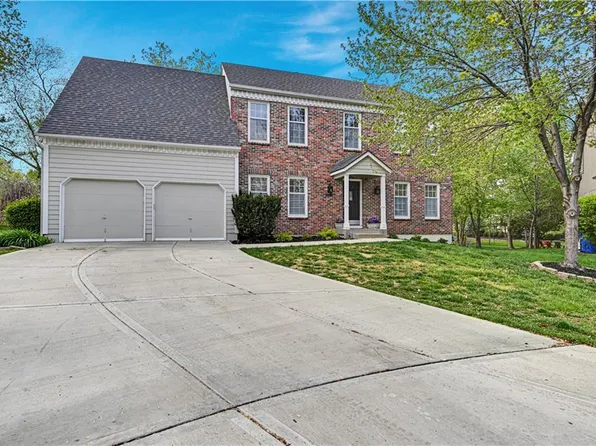 5434 W 140th St, Overland Park, KS 66224