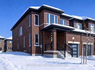 39 Lisa St, Wasaga Beach, ON L9Z0K9