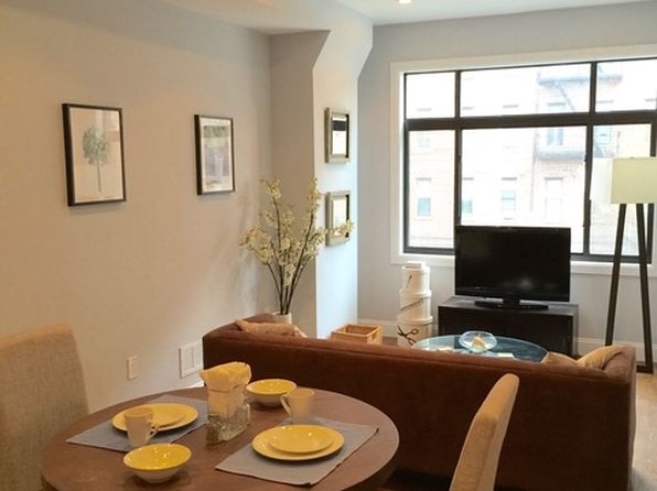 274 Hawthorne St APT 2