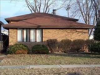 1st image of 367 Hoxie Ave