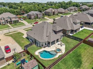 411 Caymus St, Kennedale, TX 76060