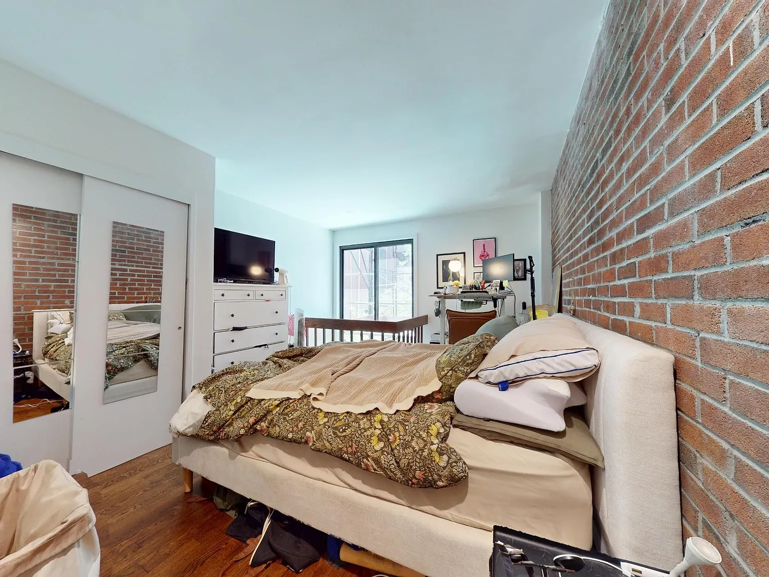 155 East 88th Street — Photo 2