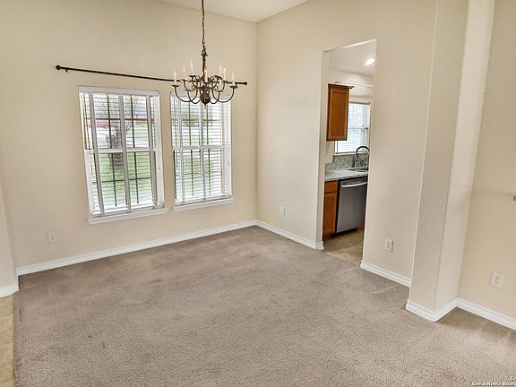 5th image of 5323 SAVANNAH WOODS