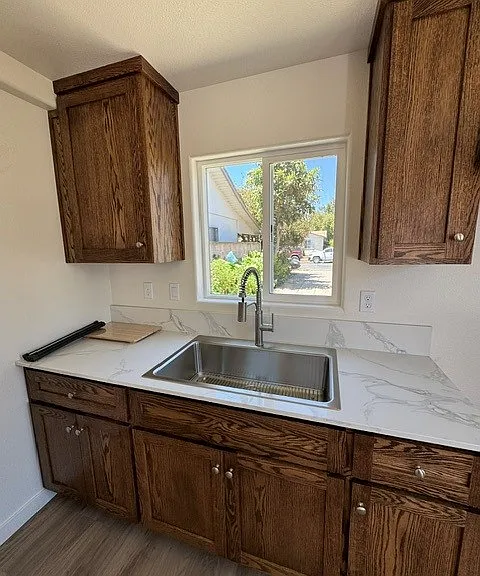 1012 W Cypress St #C — Photo 3