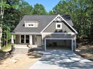 246 W Devonshire Ave, West End, NC 27376
